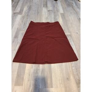 Divalicious medium women's maroon knee length skirt